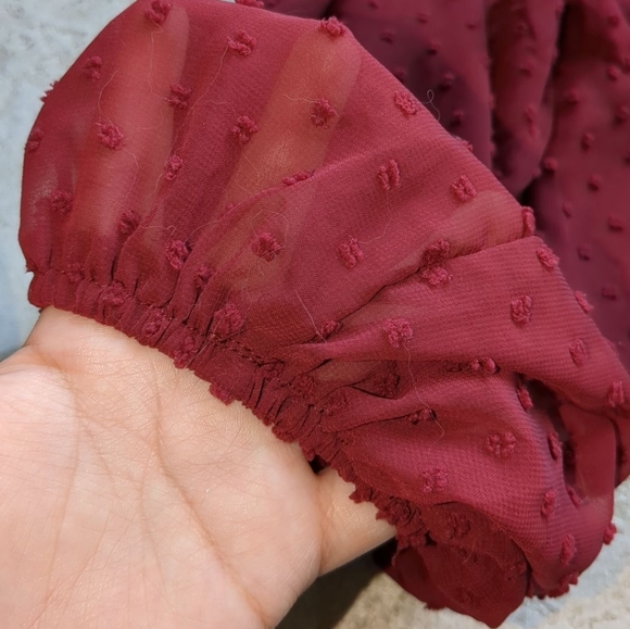 Burgundy Puff Sleeve Crop Top - Picture 2 of 4